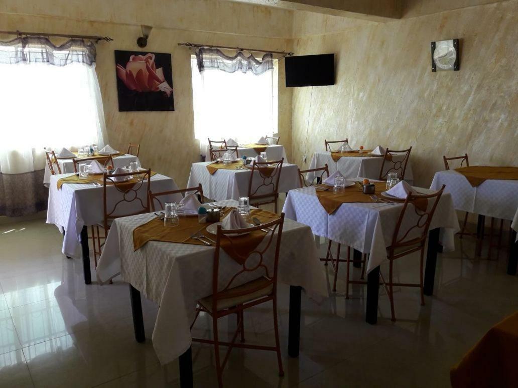 Meru Adala Motel المظهر الخارجي الصورة