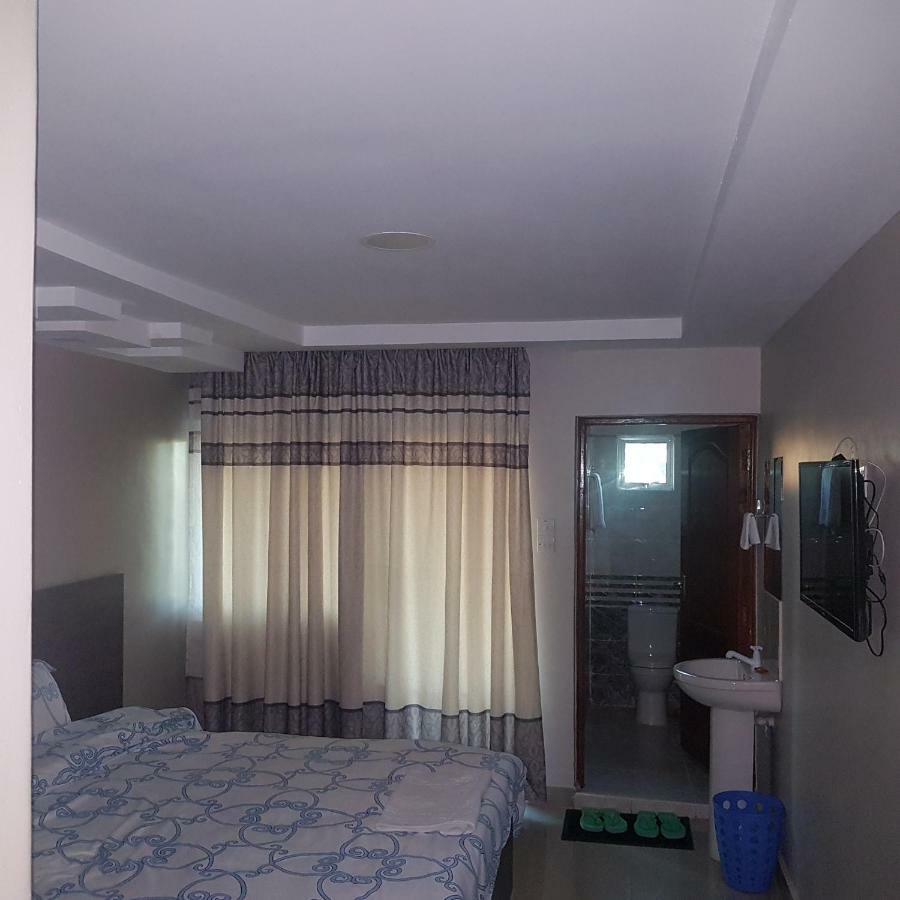Meru Adala Motel المظهر الخارجي الصورة