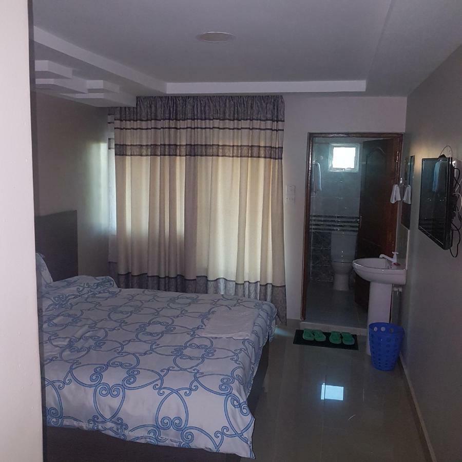 Meru Adala Motel المظهر الخارجي الصورة